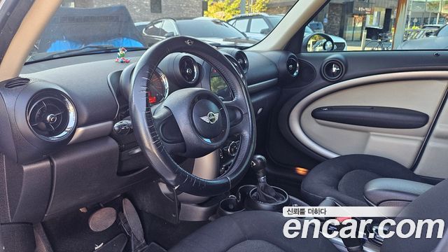 MINI Cooper D Countryman Standard 1st 2015 — фото 9
