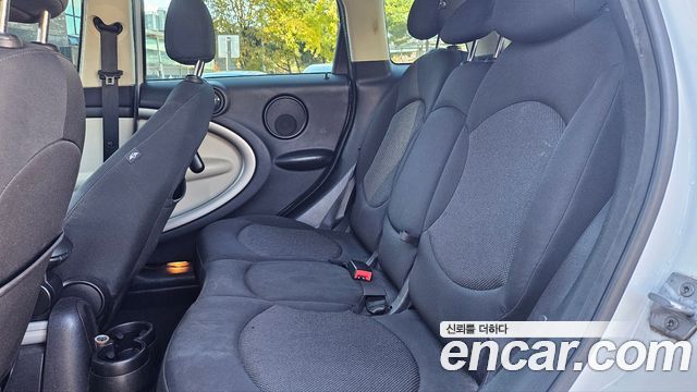 MINI Cooper D Countryman Standard 1st 2015 — фото 10