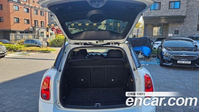 MINI Cooper D Countryman Standard 1st 2015 — фото 15