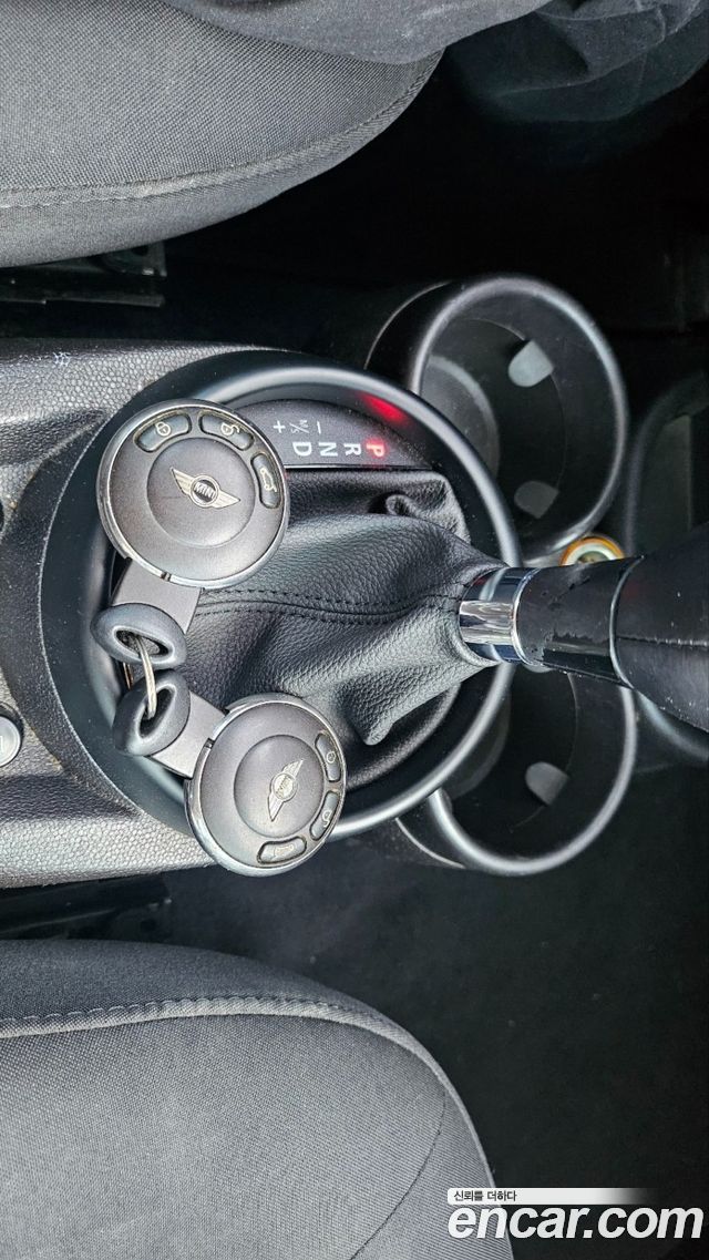 MINI Cooper D Countryman Standard 1st 2015 — фото 24