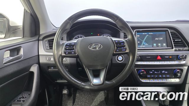 Hyundai Sonata New Rise LPI Modern 2018 — фото 14