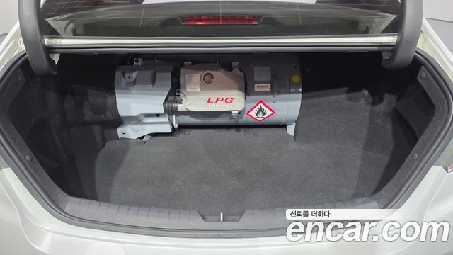 Hyundai Sonata New Rise LPI Modern 2018 — фото 18