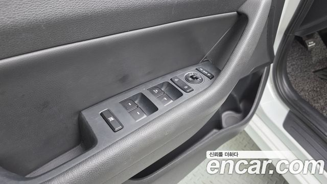 Hyundai Sonata New Rise LPI Modern 2018 — фото 28