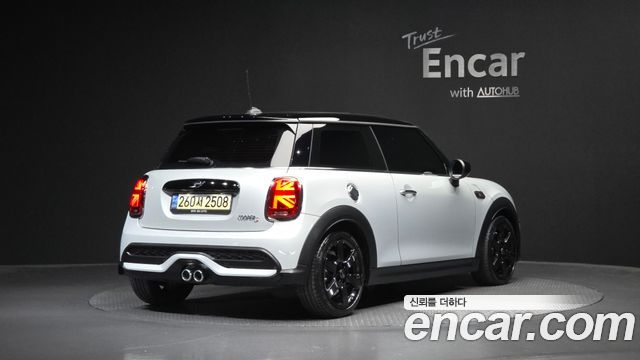 MINI Cooper S Classic Launch Pack Third Generation 2022 — фото 2