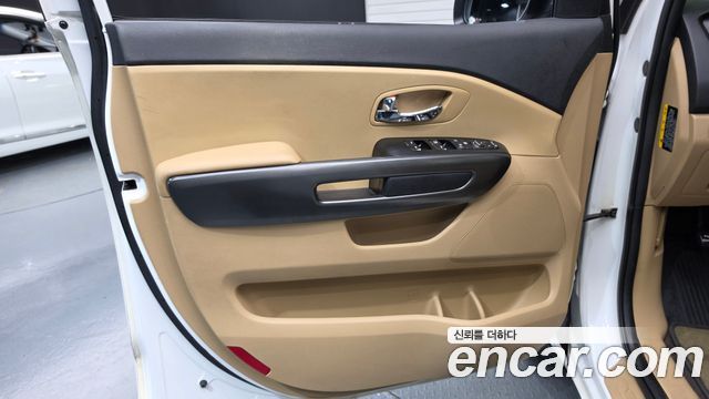Kia Carnival 9-Seater Luxury 2019 — фото 24