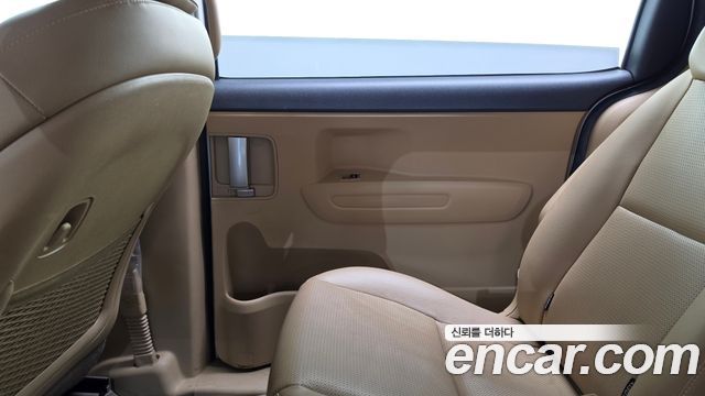 Kia Carnival 9-Seater Luxury 2019 — фото 25