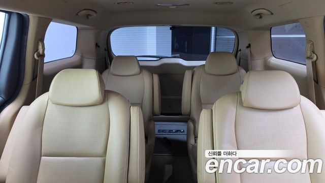 Kia Carnival 9-Seater Luxury 2019 — фото 29