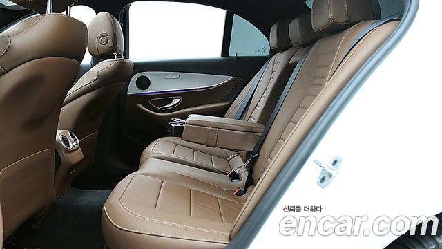 Mercedes-Benz E-Class (W213) E250 Avantgarde 2021 — фото 10