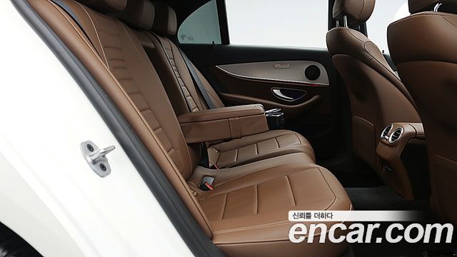 Mercedes-Benz E-Class (W213) E250 Avantgarde 2021 — фото 15