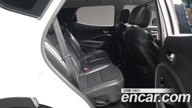 Hyundai Santa Fe (DM) Diesel(e-VGT) 2.0 2WD Premium 2013 — фото 12
