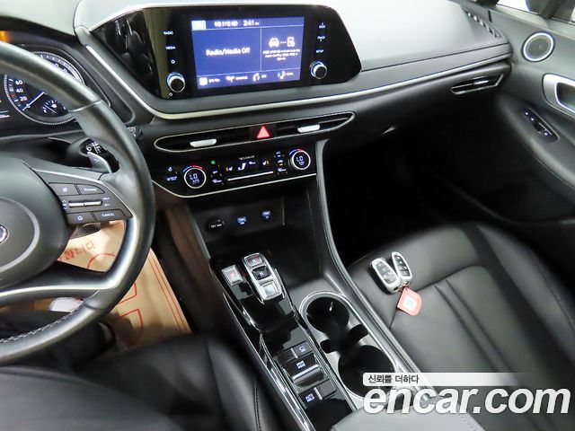 Hyundai Sonata Hybrid (DN8) Modern 2022 — фото 15
