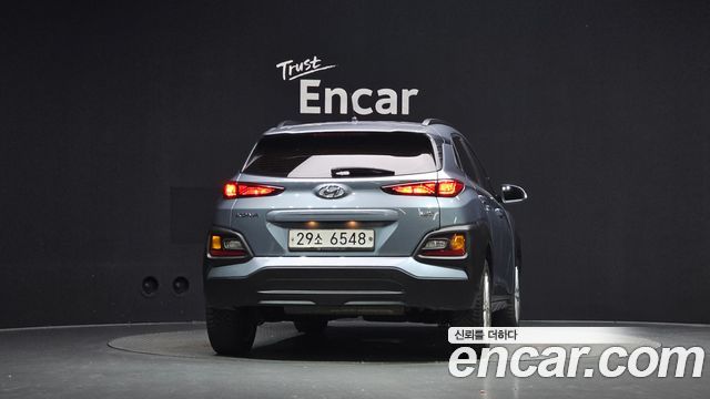 Hyundai Kona 1.6 Turbo 2WD Modern pop 2018 — фото 4
