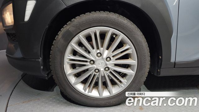 Hyundai Kona 1.6 Turbo 2WD Modern pop 2018 — фото 5