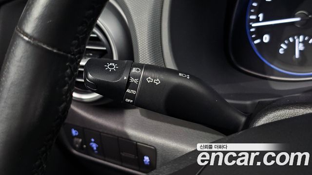 Hyundai Kona 1.6 Turbo 2WD Modern pop 2018 — фото 17