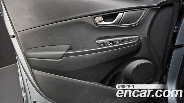 Hyundai Kona 1.6 Turbo 2WD Modern pop 2018 — фото 24