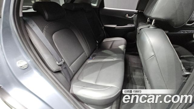 Hyundai Kona 1.6 Turbo 2WD Modern pop 2018 — фото 26