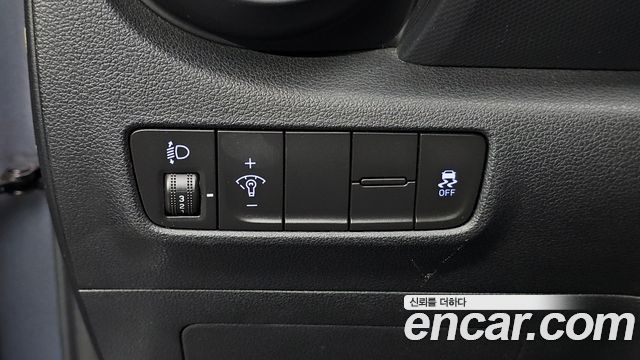 Hyundai Kona 1.6 Turbo 2WD Modern pop 2018 — фото 29