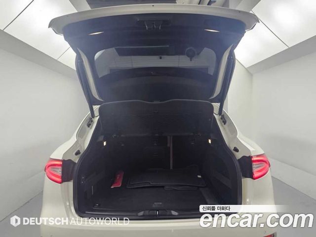 Maserati Levante 3.0 AWD 2017 — фото 23