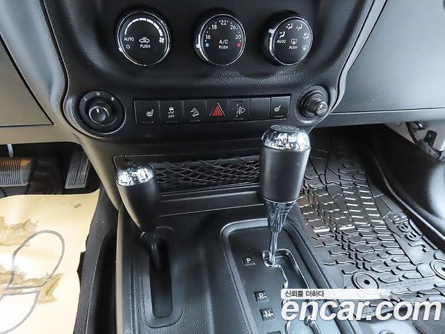 Jeep Wrangler (JK) 2.8 Diesel Sahara 4Door 2014 — фото 15