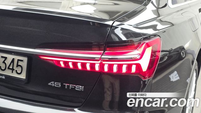 Audi A6 (C8) 45 TFSI Premium 2020 — фото 23