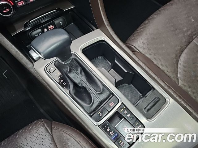 Kia K5 Hybrid (II) Noblesse Special 2019 — фото 8