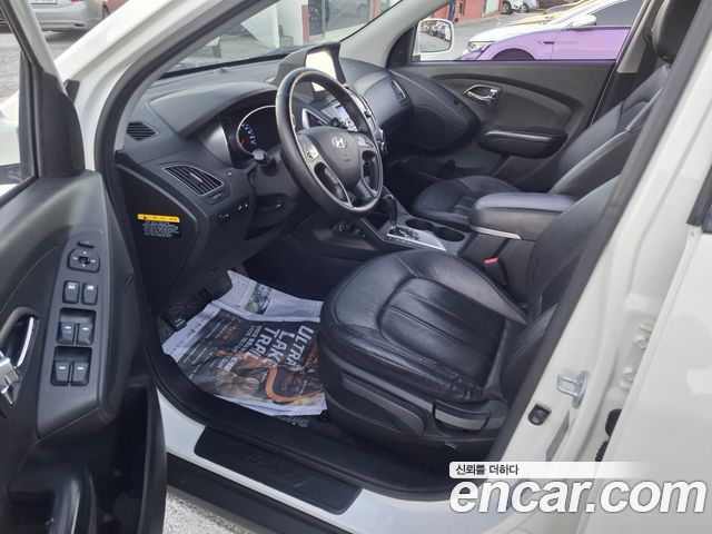 Hyundai Tucson ix Diesel 2WD X20 Special Pack 2013 — фото 9