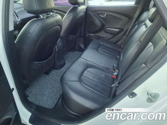 Hyundai Tucson ix Diesel 2WD X20 Special Pack 2013 — фото 10