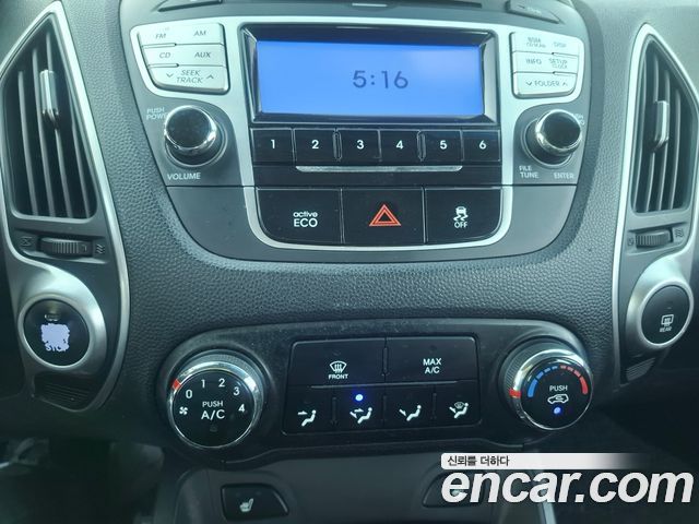 Hyundai Tucson ix Diesel 2WD X20 Special Pack 2013 — фото 15