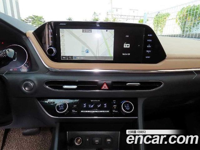 Hyundai Sonata (DN8) 1.6 Turbo Inspiration 2020 — фото 18