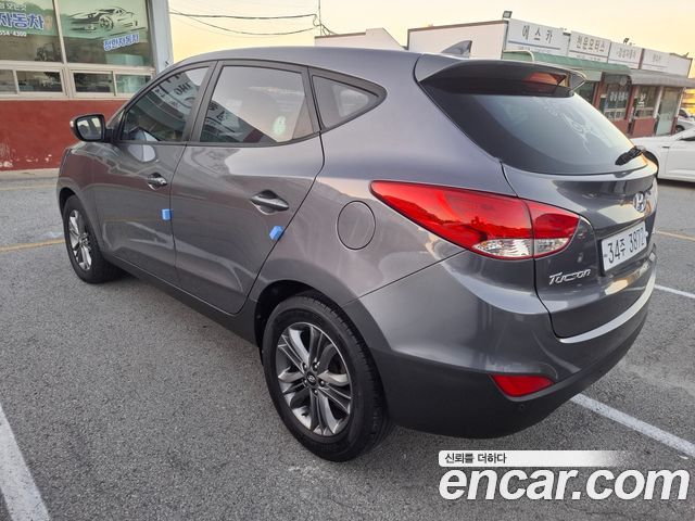 Hyundai Tucson ix Diesel(e-VGT) 2WD Smart special 2014 — фото 2