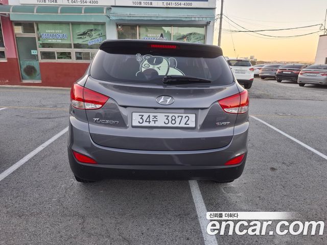 Hyundai Tucson ix Diesel(e-VGT) 2WD Smart special 2014 — фото 4
