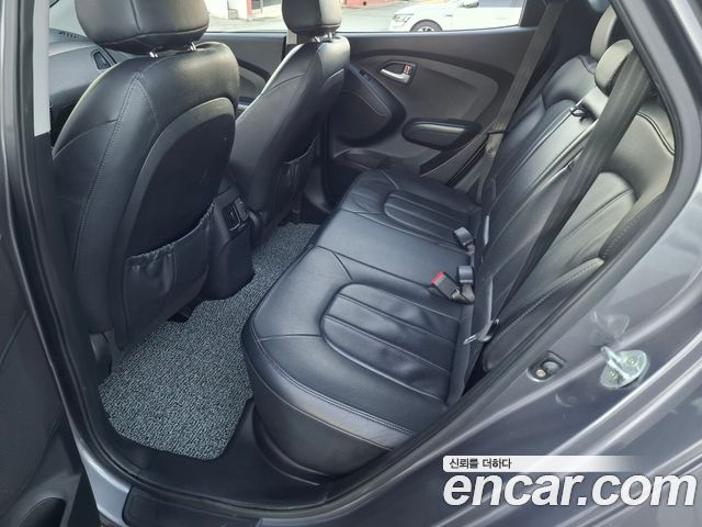 Hyundai Tucson ix Diesel(e-VGT) 2WD Smart special 2014 — фото 10