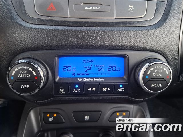 Hyundai Tucson ix Diesel(e-VGT) 2WD Smart special 2014 — фото 14