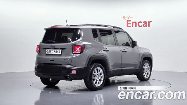 Jeep Renegade 2.4 Limited 2019 — фото 2