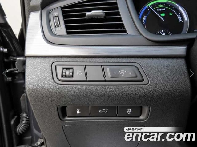 Hyundai Sonata New Rise Hybrid Smart 2018 — фото 16