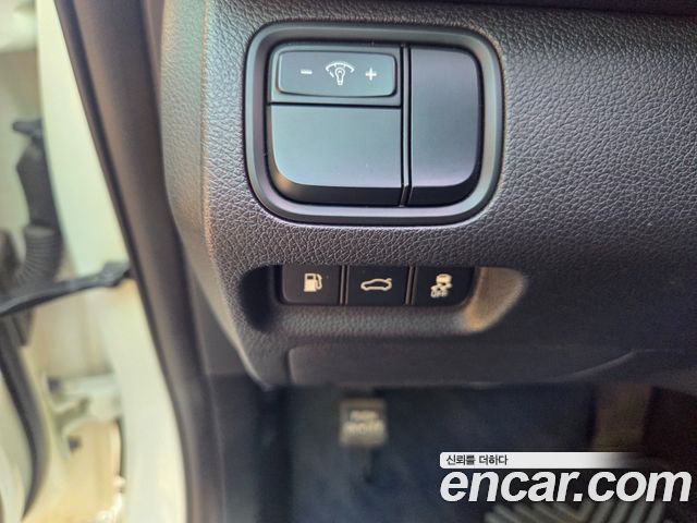 Kia K5 (II) LPI MX Prestige 2017 — фото 16