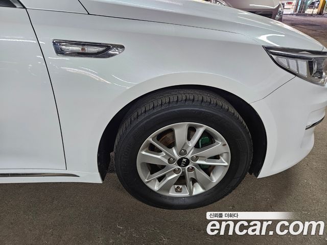 Kia K5 (II) LPI MX Prestige 2017 — фото 18
