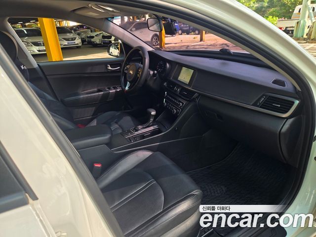 Kia K5 (II) LPI MX Prestige 2017 — фото 20
