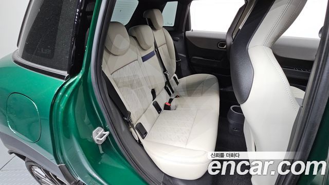 MINI Cooper S (IV) 5 Door Favoured 2025 — фото 11