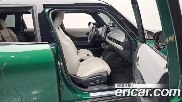 MINI Cooper S (IV) 5 Door Favoured 2025 — фото 26