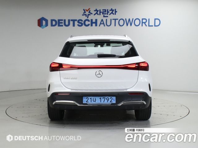 Mercedes-Benz EQA (H243) EQA250 AMG Line 2026 — фото 4