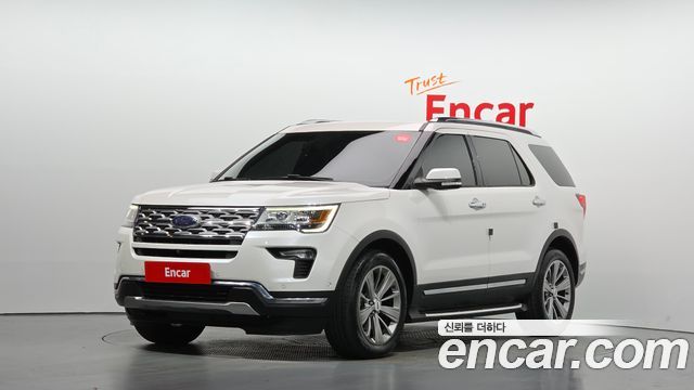 Ford Explorer 2.3 Limited 4WD 5th