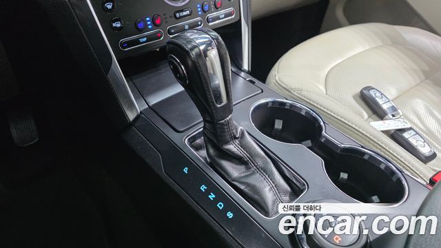 Ford Explorer 2.3 Limited 4WD 5th 2018 — фото 9