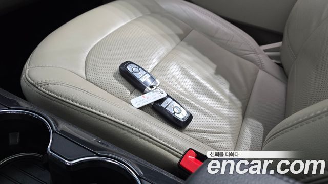 Ford Explorer 2.3 Limited 4WD 5th 2018 — фото 16