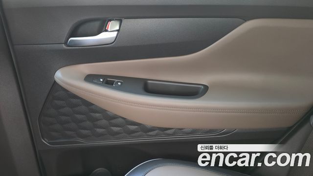Hyundai Santa Fe Diesel 2.2 2WD Prestige 2021 — фото 16