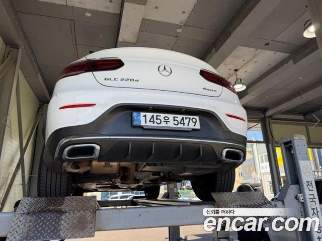 Mercedes-Benz GLC-Class (X253) GLC220 d 4MATIC Coupe 2023 — фото 2