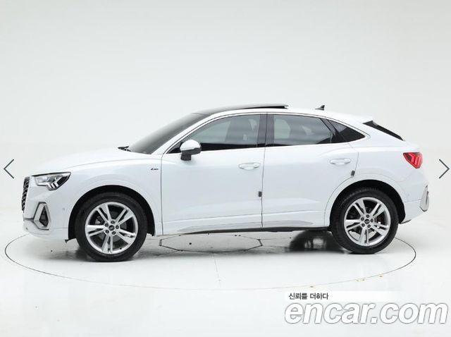 Audi Q3 (F3) 35 TDI Premium Sportback 2022 — фото 3