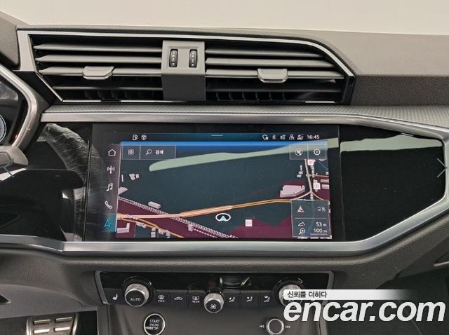 Audi Q3 (F3) 35 TDI Premium Sportback 2022 — фото 9