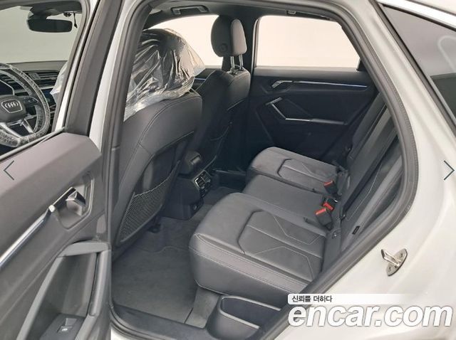 Audi Q3 (F3) 35 TDI Premium Sportback 2022 — фото 16