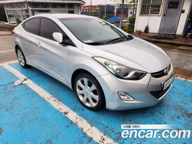 Hyundai Avante (MD) M16 GDI Top